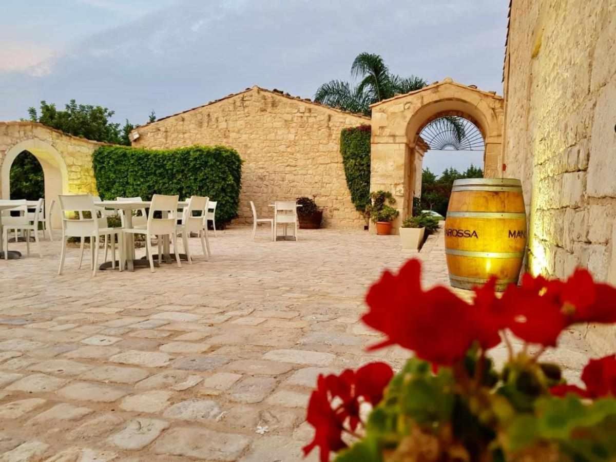 Torre Dantona Country Suites Pozzallo Zewnętrze zdjęcie